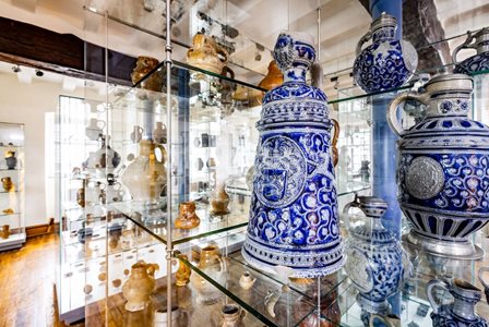 Blick in die Dauerausstellung des Töpfereimuseums